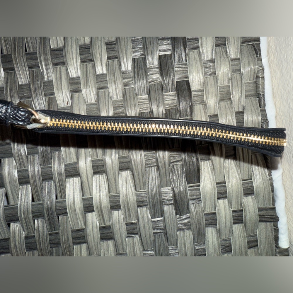 Coach Black Crossgrain Leather Corner Zip Wristlet Wallet Pouch F58032 - Picture 9 of 11